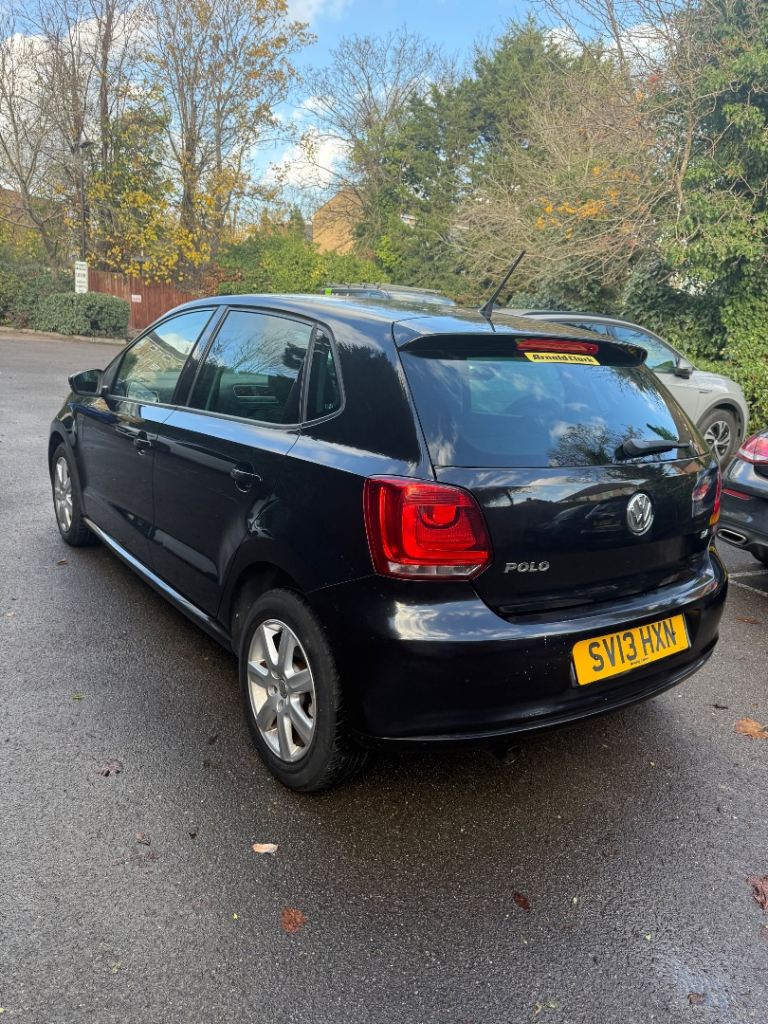 VOLKSWAGEN POLO Auto