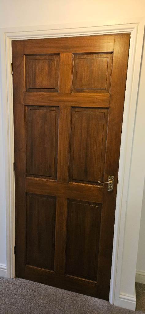 8 X SOFT WOOD, MEDIUM OAK DOORS