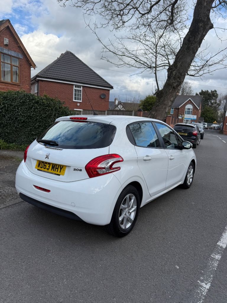 2013 Peugeot 208 for sale!!