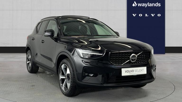 2023 Volvo XC40 B4 Ultimate, Mild Hybrid, Petrol, Dark(Panroof, 360Camera, Carplay) Estate Petrol...