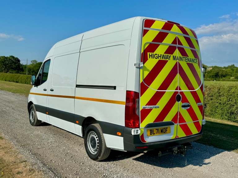 MERCEDES-BENZ SPRINTER 2.0 315 CDI RWD UTILITY SPEC White Manual Diesel 2022