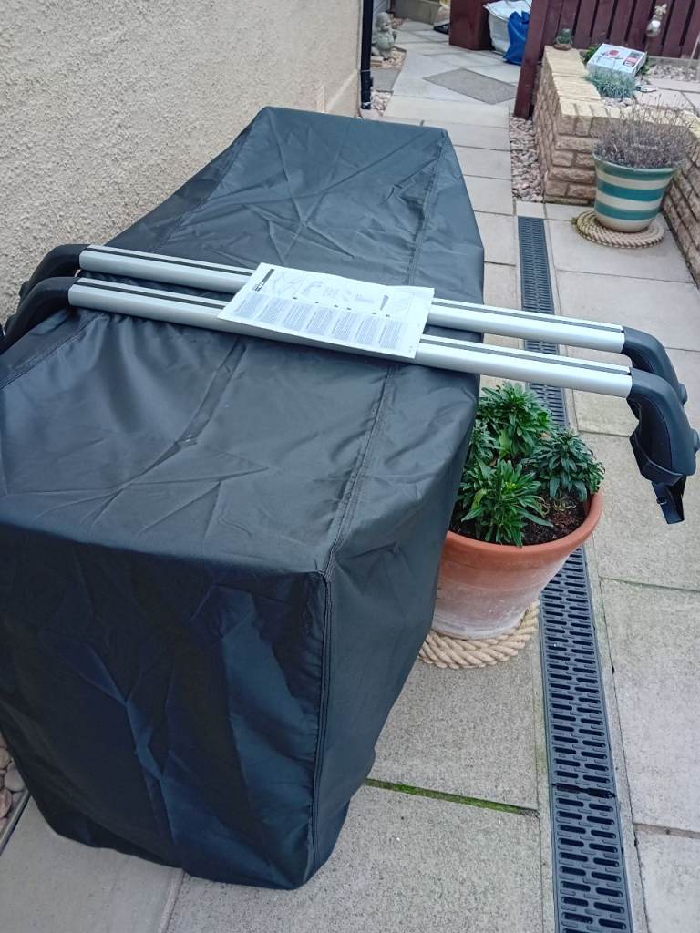 Roof,bars for nissan juke