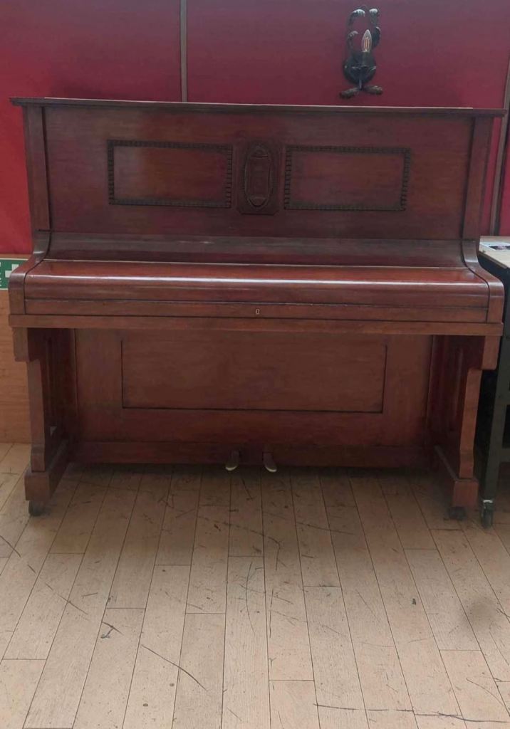 Montague Eisenberg Piano 