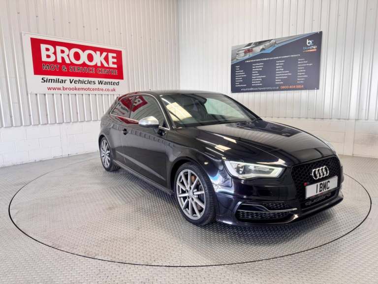 2013 Audi S3 2.0 TFSI S Tronic quattro Euro 6 (s/s) 3dr HATCHBACK Petrol Automatic