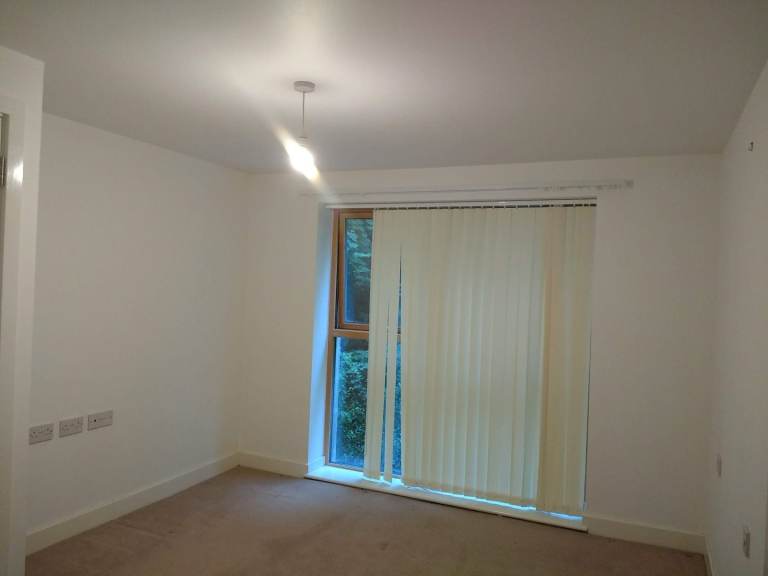 1 bed flat avail from 01 August