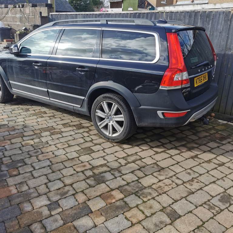 Volvo, XC70, Estate, 2016, automatic, D5 engine, 2400 (cc), 5 doors