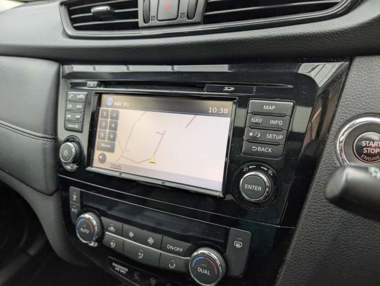 2017 Nissan X-Trail 2.0 dCi Tekna SUV 5dr Diesel Manual 4WD Euro 6 (s/s) (177 ps) HEATED FRONT  E...