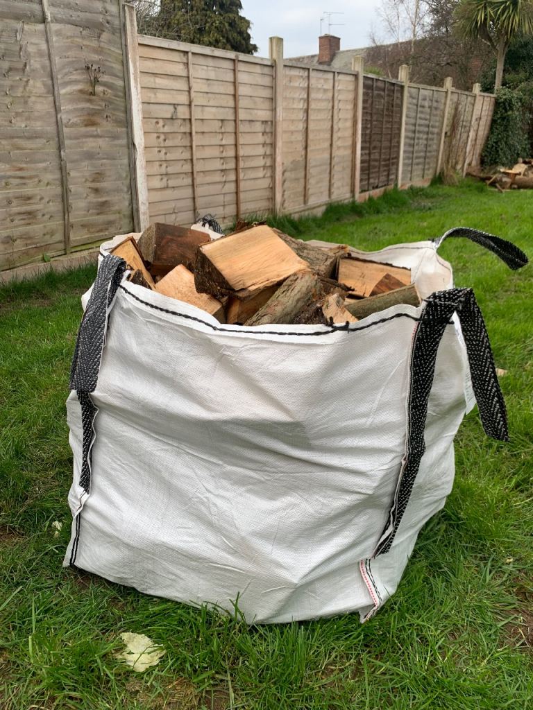 Builders bag of chunky hardwood unseasoned logs