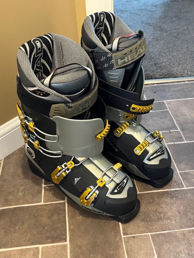HEAD RS100 Ski Boots + Official HEAD Carry Bag – Barely Used – UK 10–11