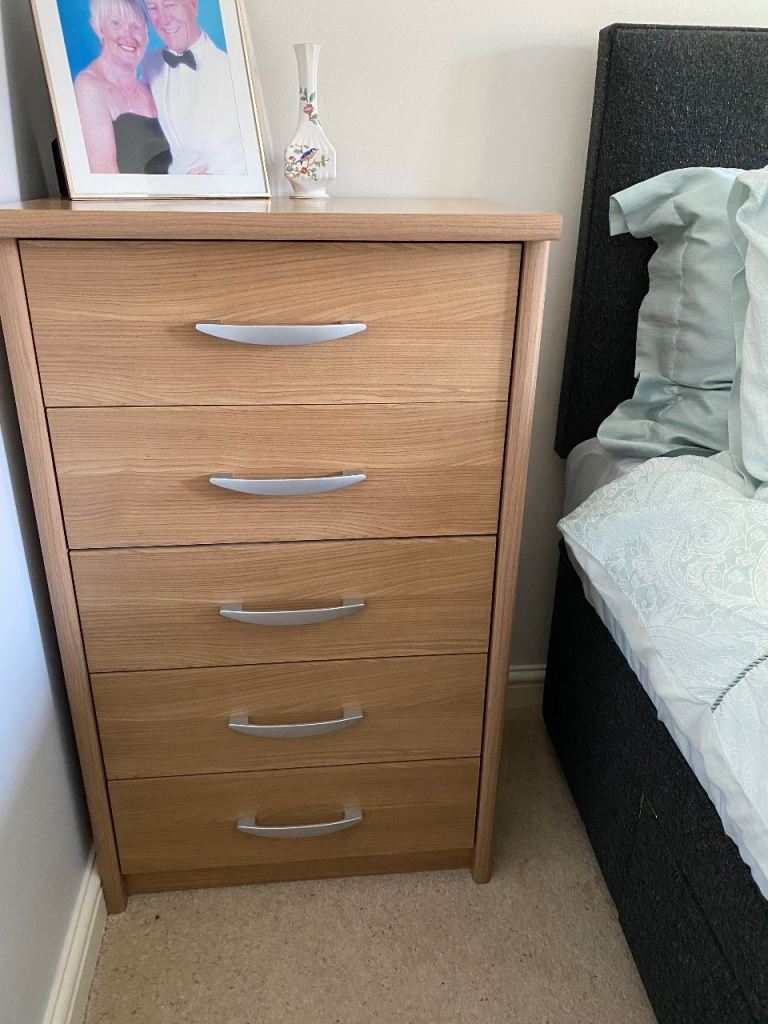 Oak oak Effect Bedside drawers