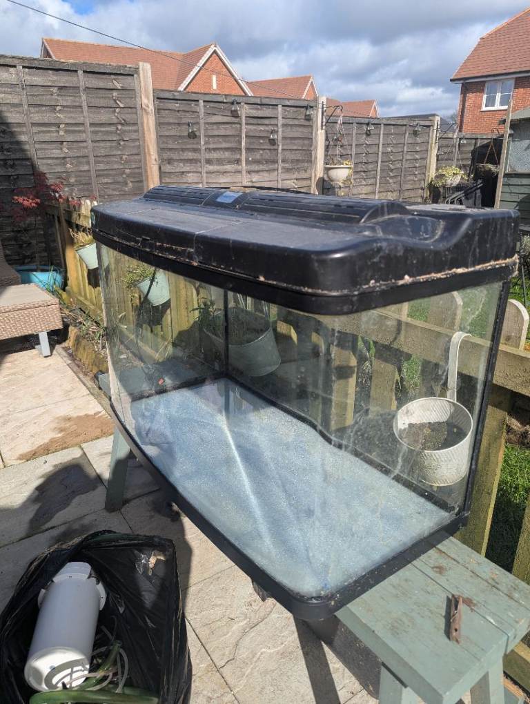 120 litre fish tank aquarium with accessories 