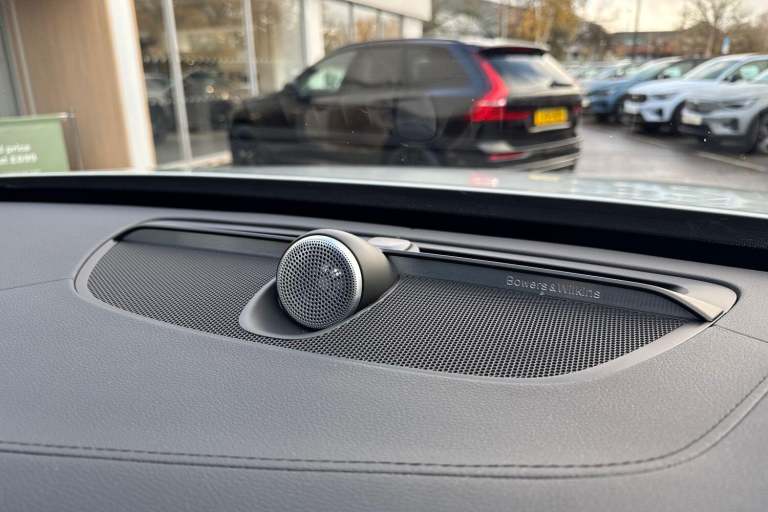 2022 Volvo XC90 2.0h T8 Recharge 18.8kWh Inscription Pro SUV 5dr Petrol Plug-in Hybrid Auto ESTAT...