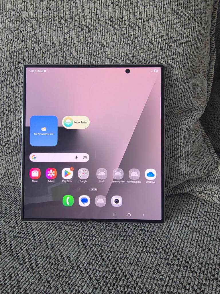 Samsung Galaxy Z Fold 7 - Silver, As Good As New