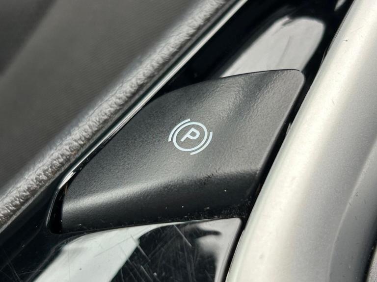 FORD MONDEO 2.0 TDCi Zetec Euro 6 (s/s) 5dr 2015