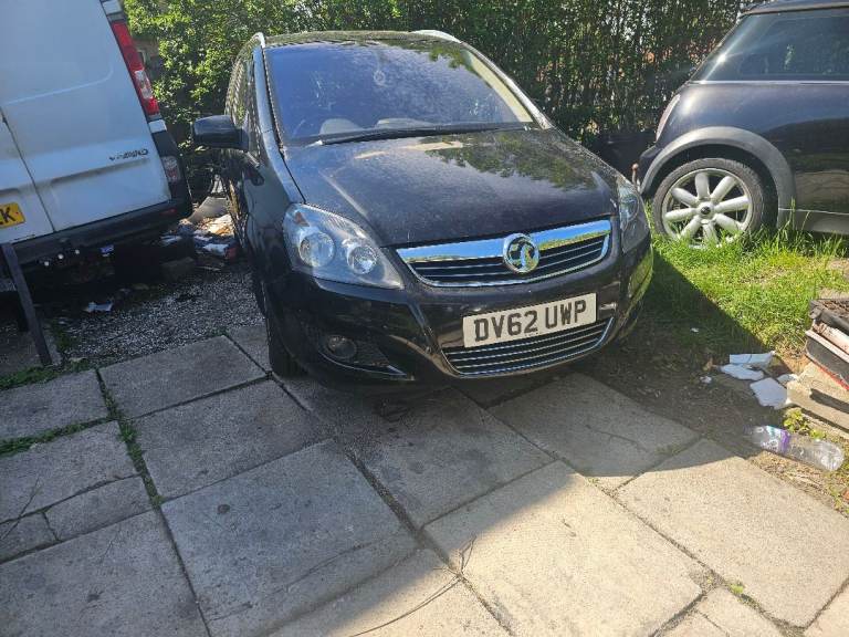 Vauxhall, ZAFIRA, MPV, 2012, Manual, 1686 (cc), 5 doors