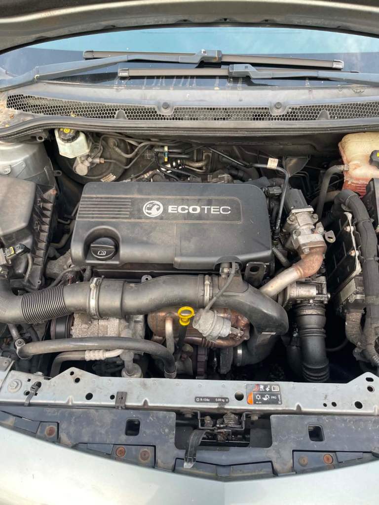 Vauxhall Astra 1.7 cdti Engine - complete