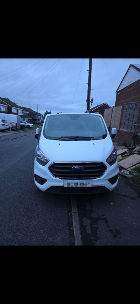 VAN SERVICES - MOVING, RELOCATIONS &  PALLET DELIVERY