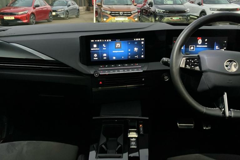  Vauxhall Astra Sports 1.2 Turbo Ultimate Sports Tourer 5dr Petrol Auto Euro 6