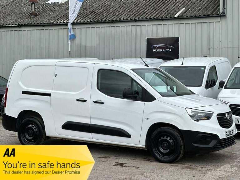 2021 Vauxhall Combo 1.5 Turbo D 2300 Dynamic L2 H1 Euro 6 4dr PANEL VAN Diesel Manual