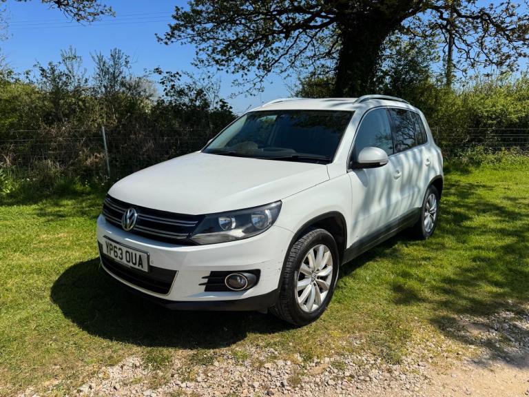 Volkswagen, TIGUAN, Estate, 2013, Manual, 1968 (cc), 5 doors