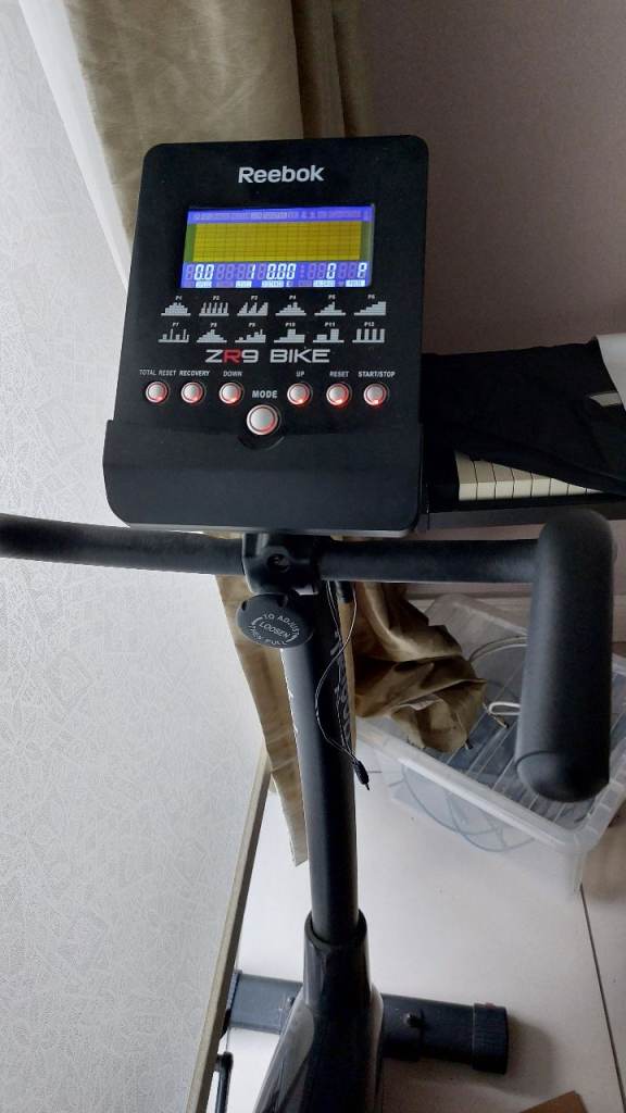 Reebok ZR9 exercise bike