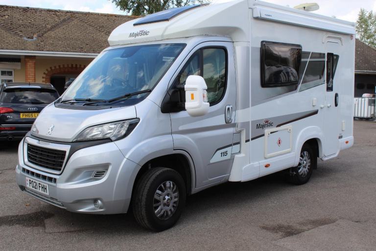 Elddis Majestic 115 DIESEL MANUAL 2021/21