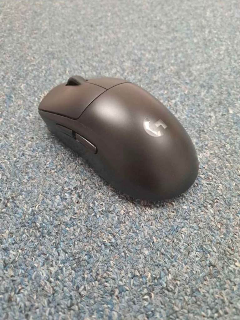 Logitech GPro Wireless Black - Includes Superglide Slates