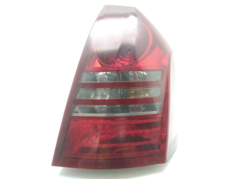 Chrysler 300c Tail Light Rear Lamp O/S 2004-2008 4 Door Saloon Rh 4805854ad