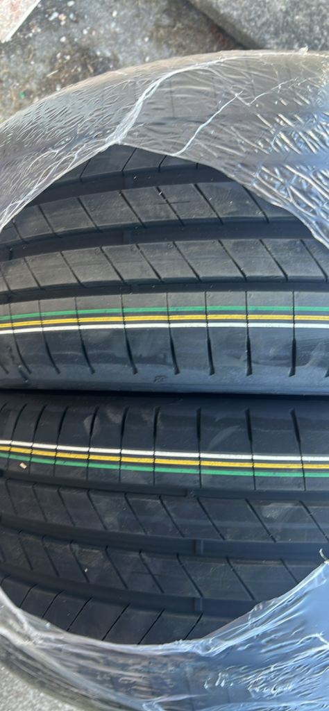 Brand new tyres x2 