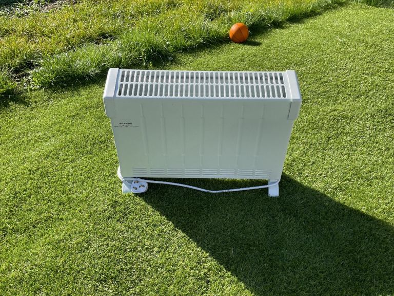 B&Q Electric Radiator Heater – used