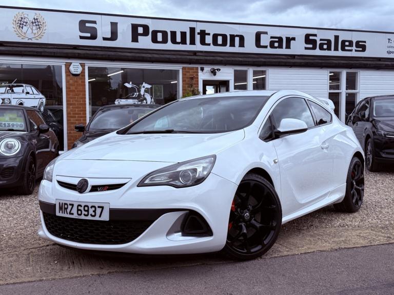 VAUXHALL ASTRA GTC 2.0 T VXR 2013
