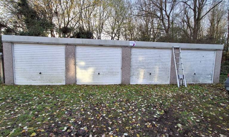 Garage To Rent Marlborough Marten