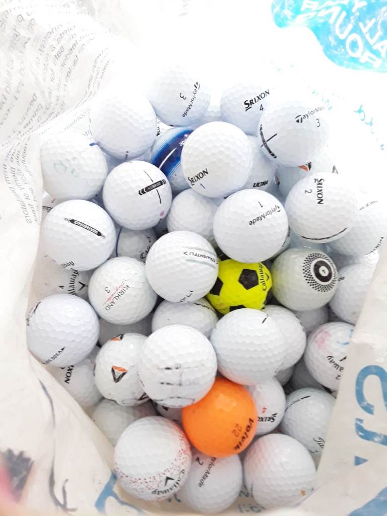 Golf balls for sale good condition 