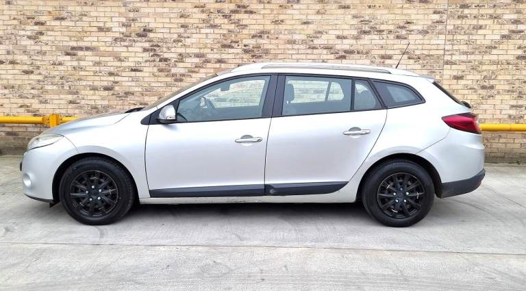 £35 Tax Cheap Renault Megane 1.5 DCI Low Insurance Full Service History (QASHQAI TOURAN VAN ASTRA)