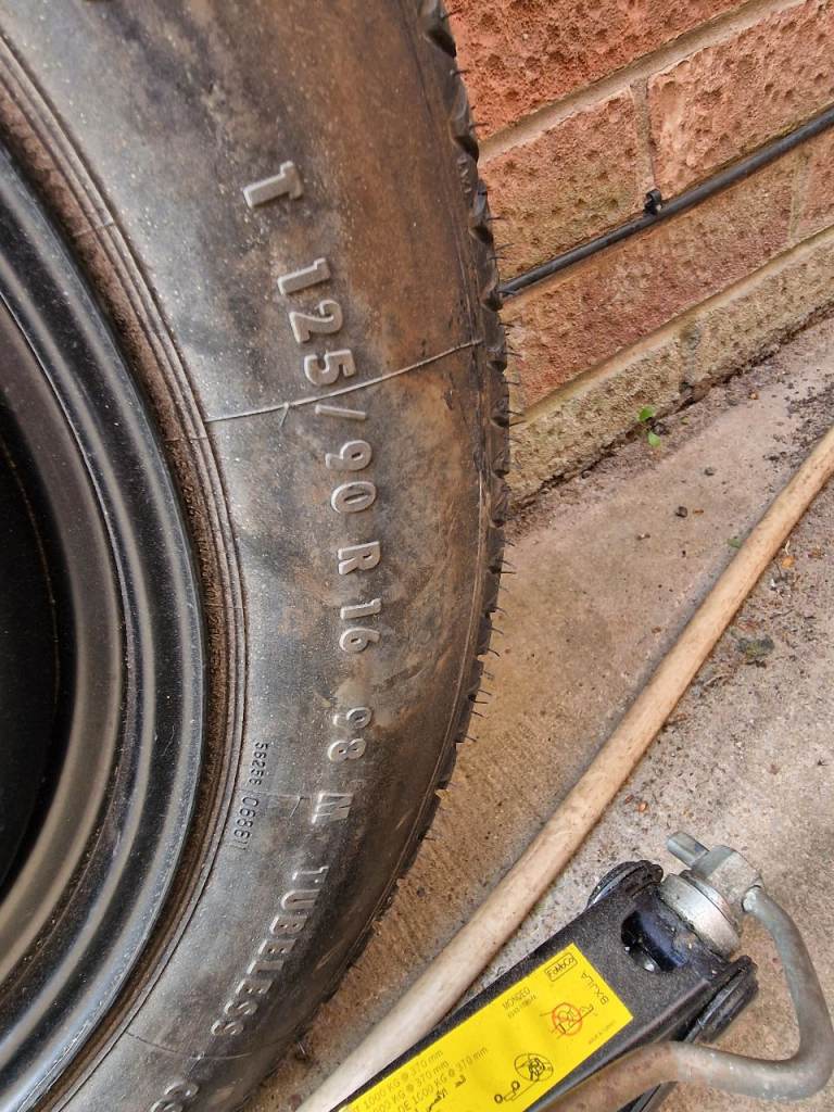 Ford spare tyre spacesaver  suit mondeo mk4 