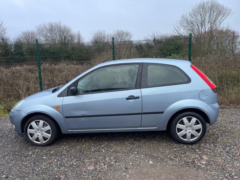 FORD FIESTA 1.2 STYLE 55 REG BLUE 3 DOOR MOT MAY 14TH 2026 LOW INSURANCE 45+MPG