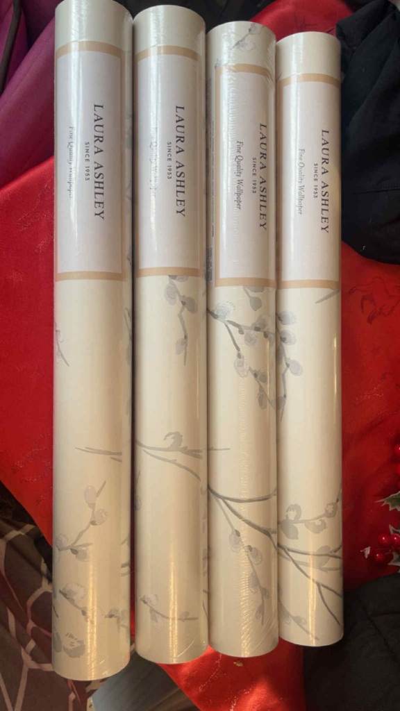 Laura Ashley "pussy willow" wallpaper 
