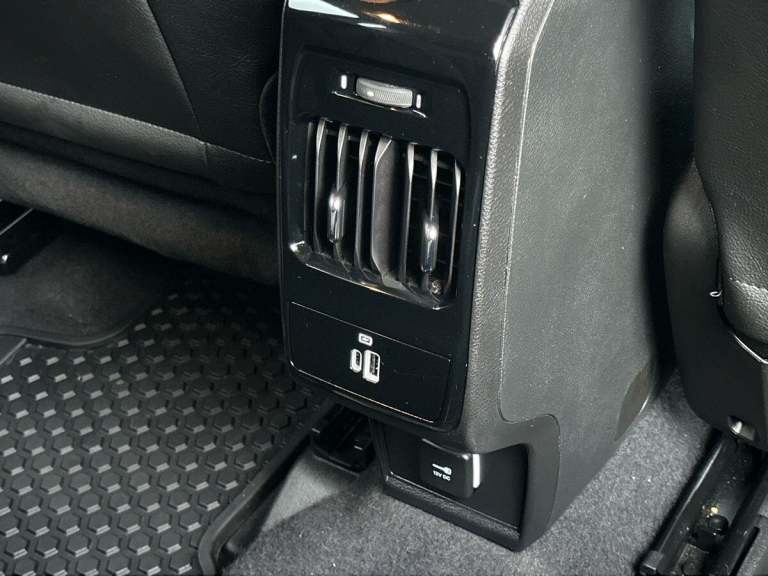  Jeep Compass 1.3 GSE T4 11.4kWh Limited Auto 4xe Euro 6 (s/s) 5dr Petrol/Electric Hybrid Automatic