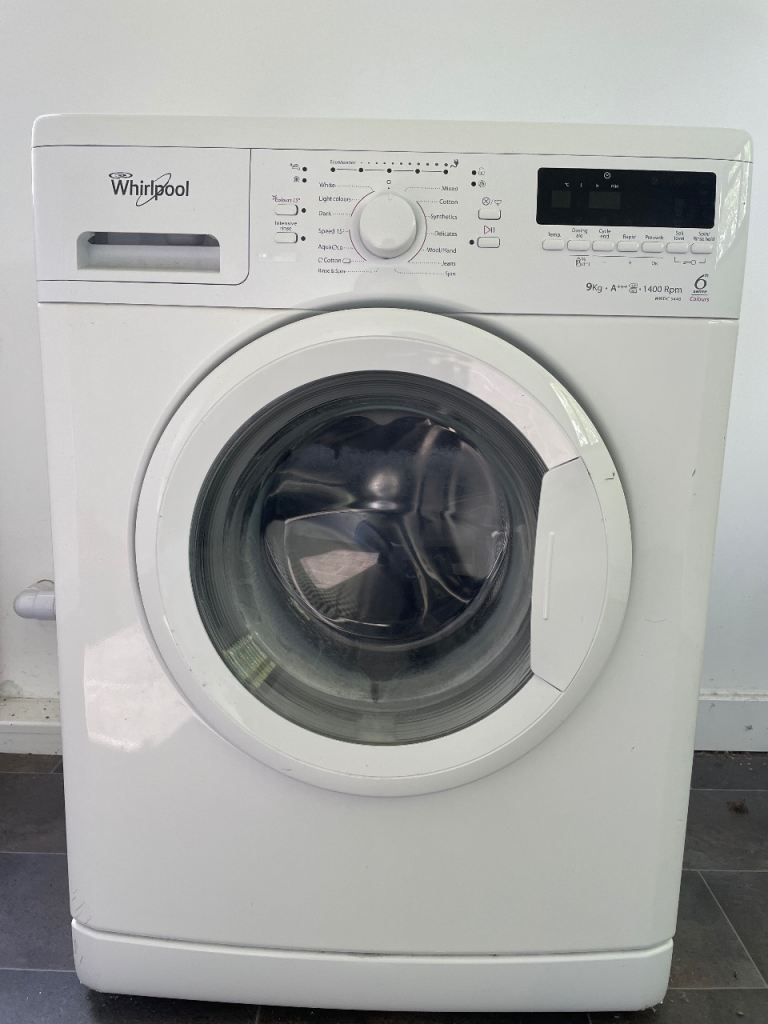 Whirlpool Washing Machine 9kg 1400RPM – Good Condition