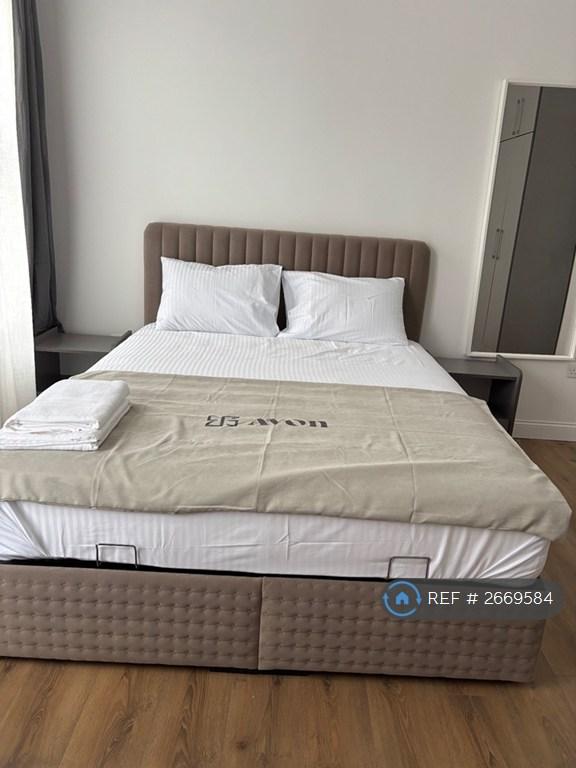 1 bedroom in Radcliffe Road, West Bridgford, Nottingham, NG2 (#2669584)