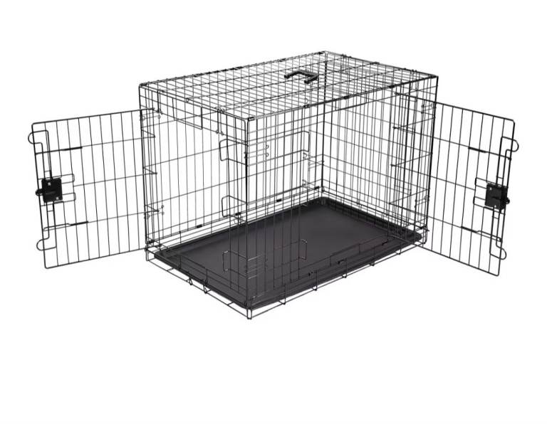 Large dog crate & puppy pads