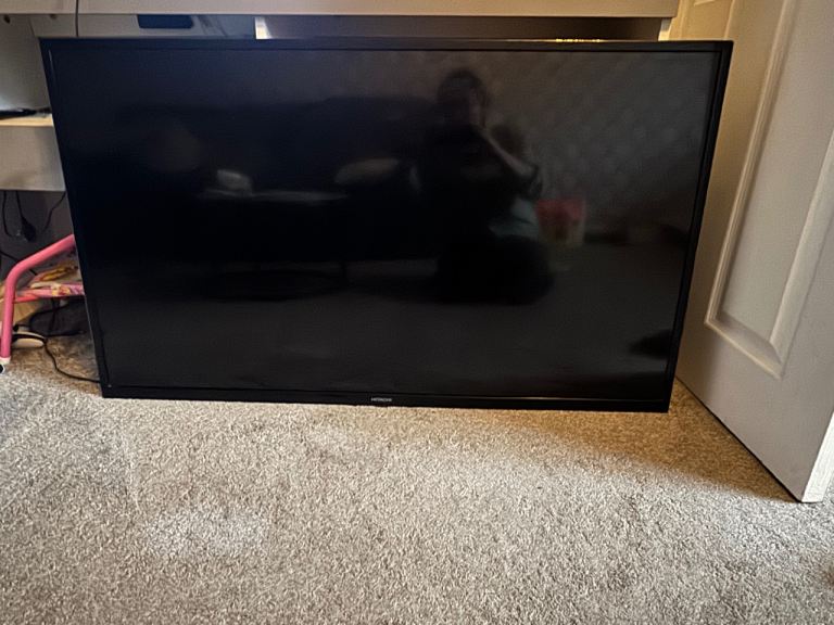 Hitachi 50 inch tv 