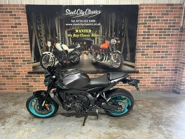 Yamaha MT09 AMT 