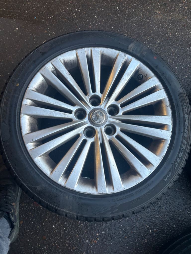 18inch Vauxhall insignia alloy wheels x4