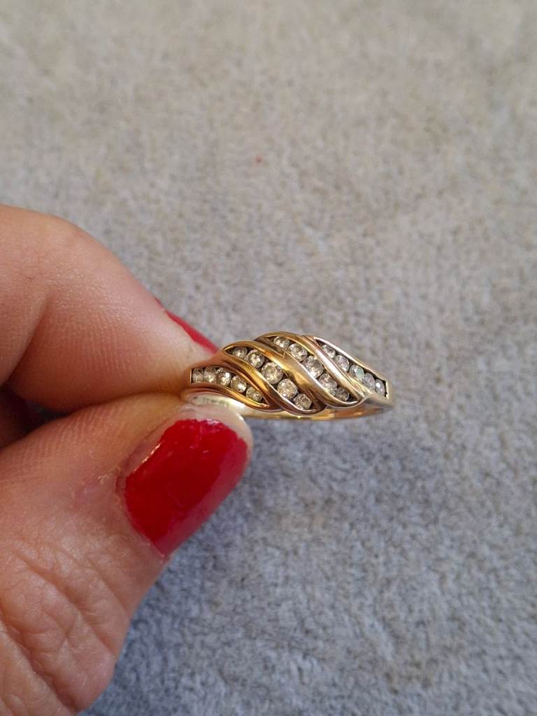 9ct Yellow Gold ring size P