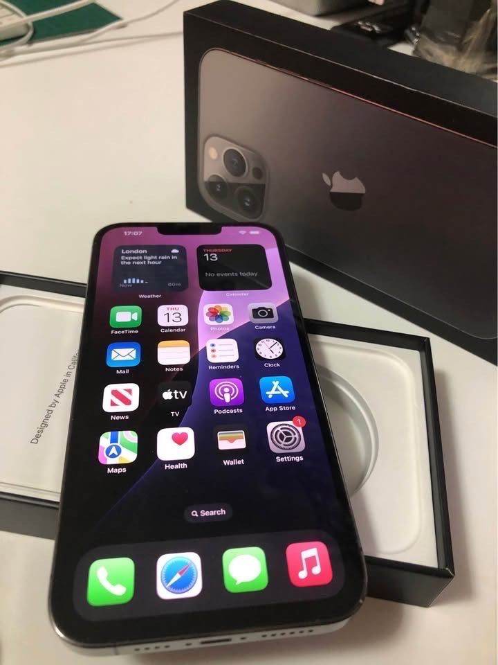 iPhone 12 Pro Max 128gb immaculate condition
