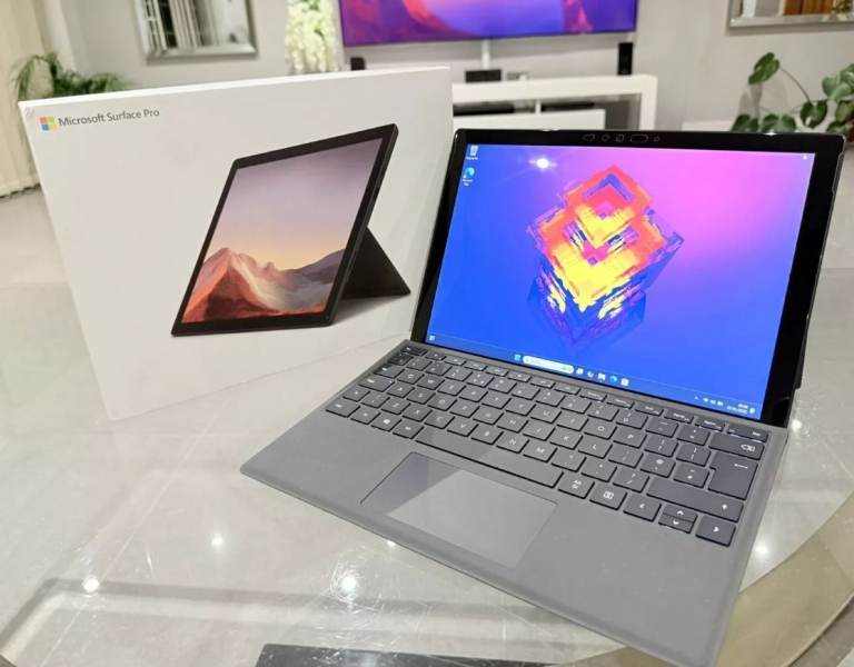 **HIGH SPEC** Microsoft Surface Pro 7 - i5 - 8GB RAM - 256GB SSD Laptop\Tablet 2in 1 PC