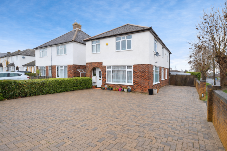 Chesham 5 Bed House For Sale 