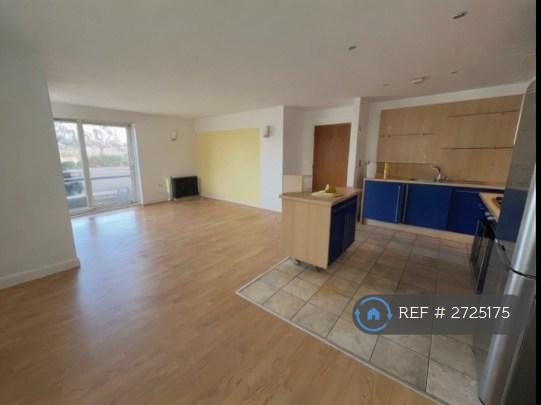 2 bedroom flat in Hopton Road, London, SE18 (2 bed) (#2725175)