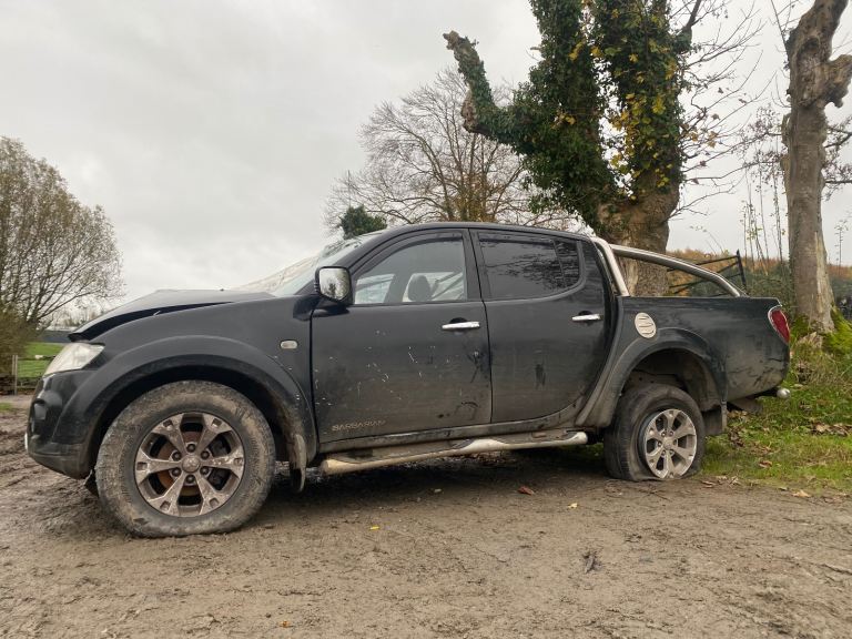 🟢 2014 Mitsubishi L200 BREAKING FOR Parts